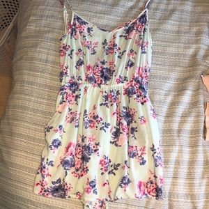 American Eagle Romper